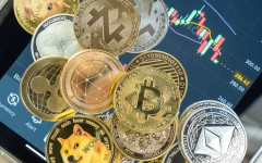 Крипто борсите все по-често предлагат услуги, наподобяващи банкови продукти