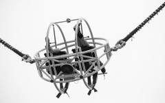 Ужас на панаир в Севиля: Атракцион се скъса във въздуха