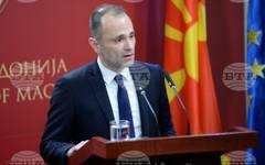 Македонски партиен лидер бе обвинен, че е "пионка на Румен Радев"