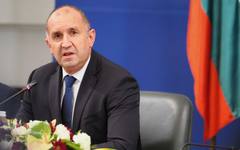 Радев поема на ръчно управление силовите министерства, правосъдието и спецслужбите