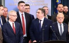 Кола по таван на "Ботевградско шосе" в София!