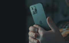 Ново видео демонстрира дизайна на сгъваемия iPhone и повдига въпроси за бутоните и издутината на камерата