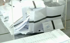 Машина или хартия: Политическите пристрастия с влияние върху избора на българите