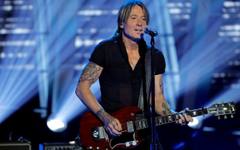 Една от дъщерите на Кийт Ърбан го махна от социалните си мрежи, имал връзка с 26-годишна