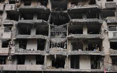 Петима души, включително трима спасители, бяха убити при израелски удари в Южен Ливан