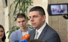 Ивайло Мирчев: Внимателно слушах Антон Кутев тази сутрин. Не смее да спомене модела "Пеевски-Борисов"