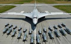 Defence Blog: Русия бавно и последователно модернизира стратегическите бомбардировачи Ту-160М