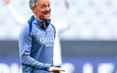 Луис Енрике врътна оригинален номер на играчите си за рождения си ден