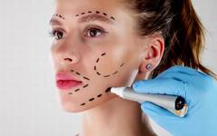 "Лицето не е чернова": Експерти с кампания за рисковете от естетичните процедури