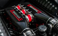Този мотор уникат с двигател на Ferrari се продаде за половин милион долара на мистериозен колекционер
