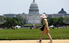 Инфлацията в САЩ скача до 3,5 на сто през март заради поскъпването на горивата, но икономиката отчита умерен ръст през първото тримесечие