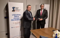 Министър Адемов: Готови сме за сключване на споразумение с Азербайджан за пенсионните права на гражданите