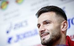 Лумбард Делова отново ще се вихри по фланговете