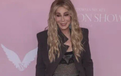 Отхвърлиха иска на Шер за попечителство над сина ѝ