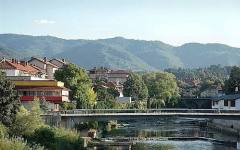 Море от пари в райско наше градче! Прави нещо изумително