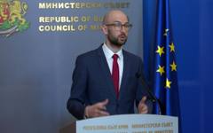 Дефицитът за април е на нула, няма нужда се пипа фискалния резерв, отчете Клисурски