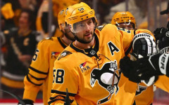 По една победа за домакини и гости в НХЛ