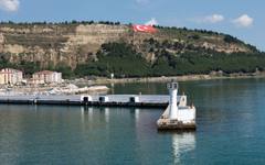 Затвориха Дарданелите за корабоплаване заради закъсал танкер