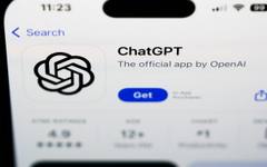 OpenAI представи GPT-5.5 и се приближава към идеята за "AI супер приложение"
