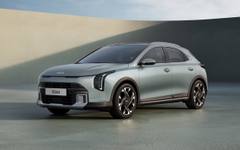 Kia XCeed ще продължи кариерата си с нова визия