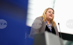 ЕП отне имунитета на румънската евродепутатка Диана Шошоака