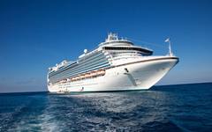 Жена загина след падане от балкон на круизен кораб