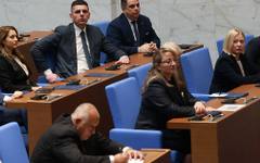 ДЕНЯТ В НЯКОЛКО РЕДА: Ще има ли модерна левица в новия парламент