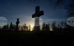 Неизвестни лица оскверниха гробище за афроаемриканци във Флорида