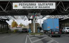 Без големи опашки по границите, движението при Русе се регулира заради ремонт