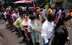 ПТИ: Рекордна избирателна активност бе регистрирана след днешния втори етап на местните избори в индийския щат Западна Бенгалия