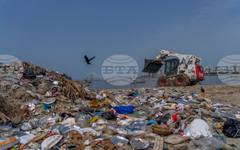 Учени разработват технология за превръщане на пластмасовите отпадъци в горива с помощта на слънчевата енергия