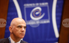 Членството в Съвета на Европа предполага и приемане на решенията на Европейския съд за правата на човека, каза генералният секретар в Сараево