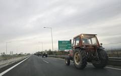 Гръцки фермери протестираха днес край Солун с около 35 трактора