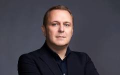 Visa сменя ръководството в България. Петър Крилчев застава начело