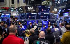 S&P 500 и Nasdaq спадат с поевтиняването на акциите на технологичните компании*