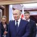 Роберт Фицо: Зеленски трябва да се обади на Путин за лична среща
