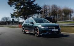 Volkswagen Golf GTI Edition 50 стана най-бързият сериен автомобил с предно предаване