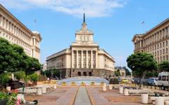 Трима напуснаха "Прогресивна България", други в листата чакат