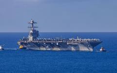 Най-големият самолетоносач в света поема обратно към САЩ