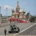 Кремъл търси баланса между контрола върху интернет, защитата на парада и рейтинга на Путин