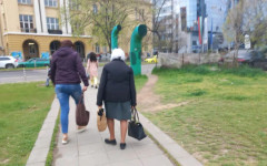 На колко години след какъв стаж се пенсионираме през 2026 година?