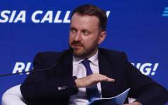 Орешкин: Цял свят храни американските банки без да получава нищо в замяна