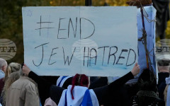 Британската полиция за борба с тероризма започва разследване на палеж на мемориална стена в Северен Лондон