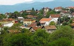 В скупа на Средна гора се е сгушило китното софийско село