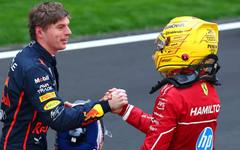 Хамилтън и Верстапен замразяват преговорите за бъдещето си