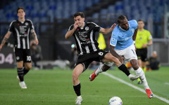 Красиви голове, обрати и равенство между Лацио и Удинезе