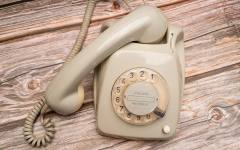 Защо помним домашния телефонен номер от детството? Обяснението