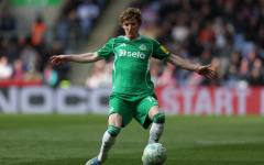 Байерн работи усилено по трансфера на Антъни Гордън