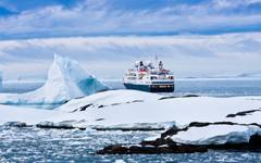 Изследователи: Морският лед в Антарктида се движи към рекордно ниски нива