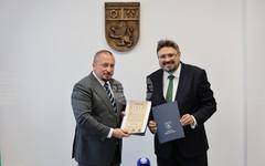 БТА сключи с Община Панагюрище договор за предоставяне на шрифта ЛИК по време на честванията на Априлското въстание